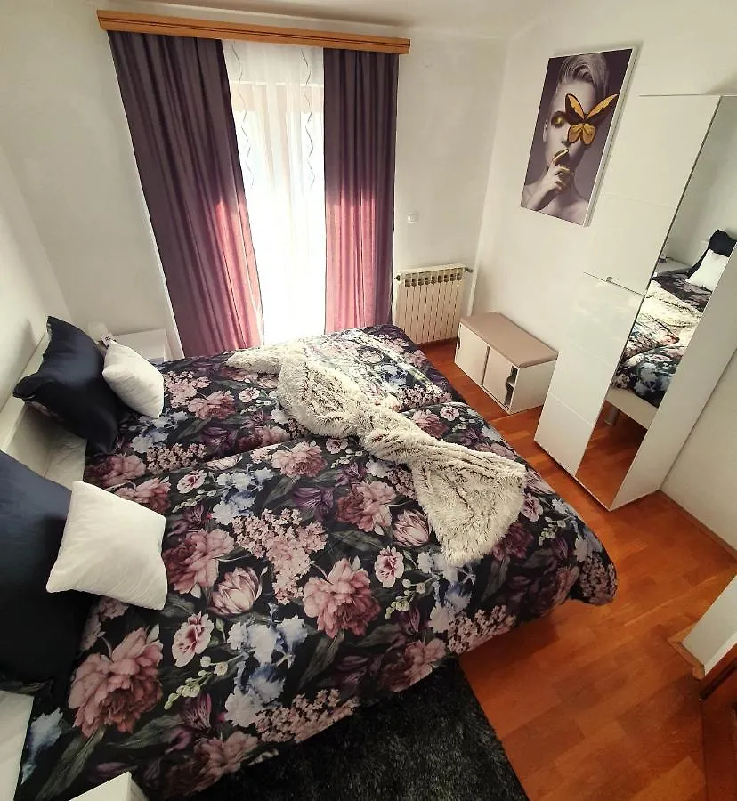 Lux D'Or Apartment Pula Croatia